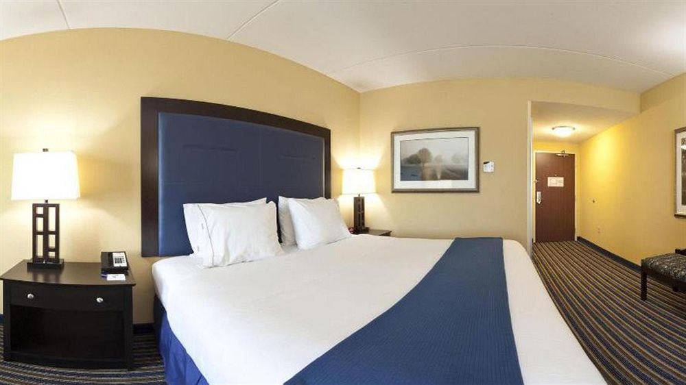 Holiday Inn Express & Suites Wilmington-Newark By Ihg Exterior foto